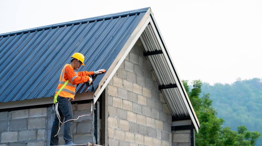 Professional Flat Roofing Installation in Canoga Park, CA